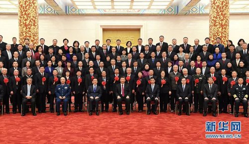 bbin直营网杰出校友李进良教授被授予“全国离退休干部先进个人”荣誉称号